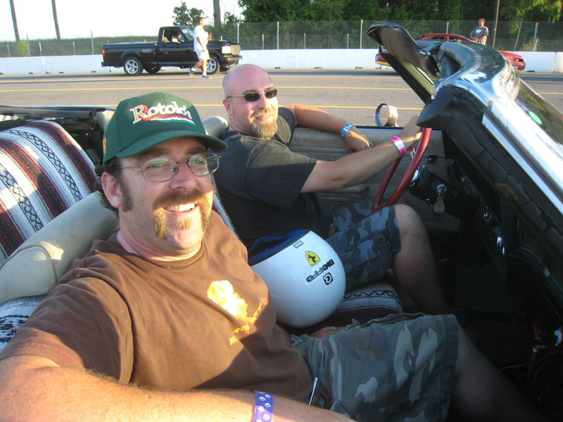 Illustration for article titled Break Out The Calendars: LeMons Versus BABE Rally Cars At The Dragstrip!